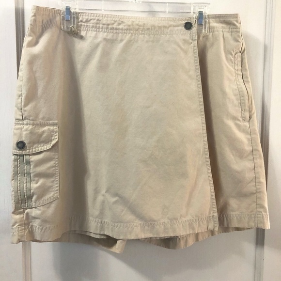 Woolrich Khaki beige Skort size 12 - Picture 1 of 6